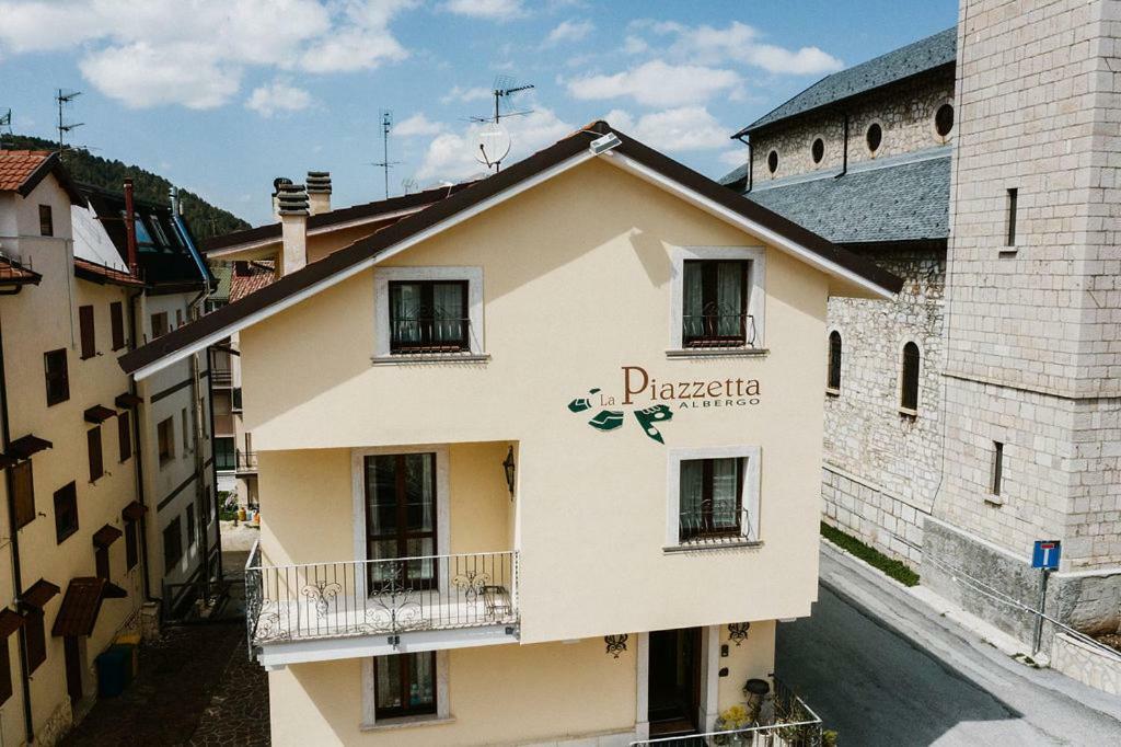 La Piazzetta Rooms & Breakfast Roccaraso Exterior photo